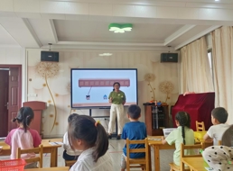 师徒携手展风采，同课异构促成长
